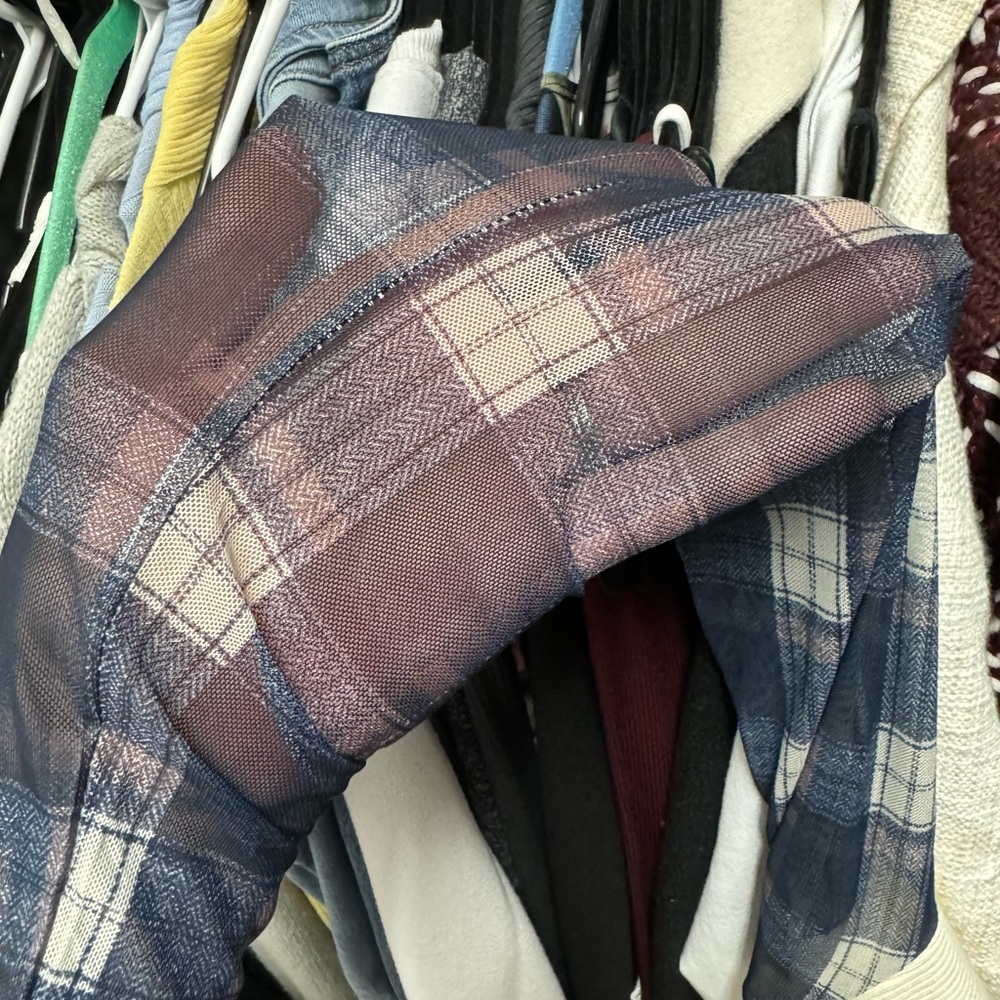 Buckle sweater - Picture 3 of 3